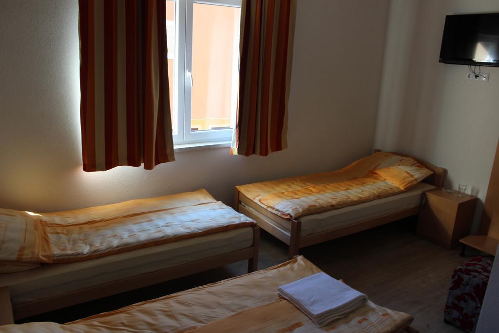 Rooms Zebax Sarajevo Bagian luar foto